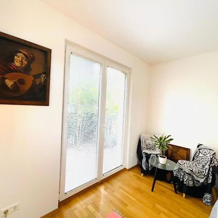 Das Zimmer Im Wiener Haus Luaran gambar