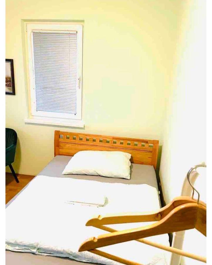 Das Zimmer Im Wiener Haus Luaran gambar